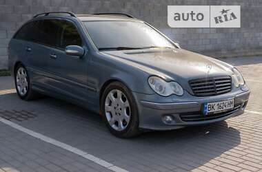 Универсал Mercedes-Benz C-Class 2006 в Ровно