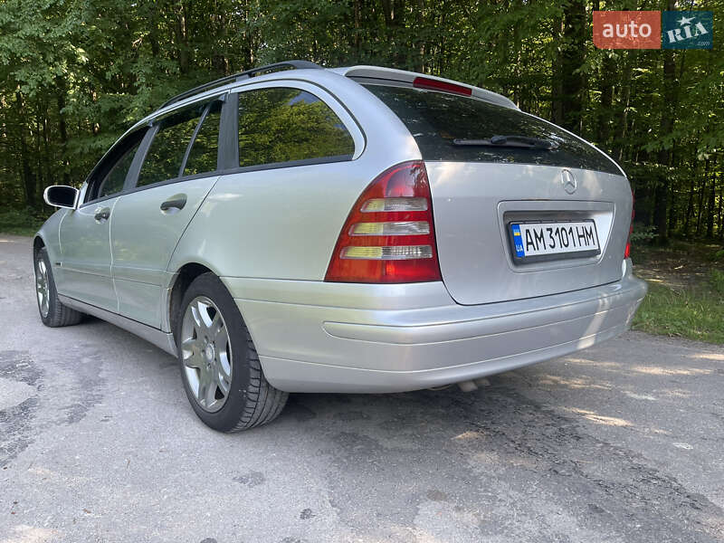 Универсал Mercedes-Benz C-Class 2003 в Житомире фото 8 Универсал Mercedes-Benz C-Class 2003 в Житомире
