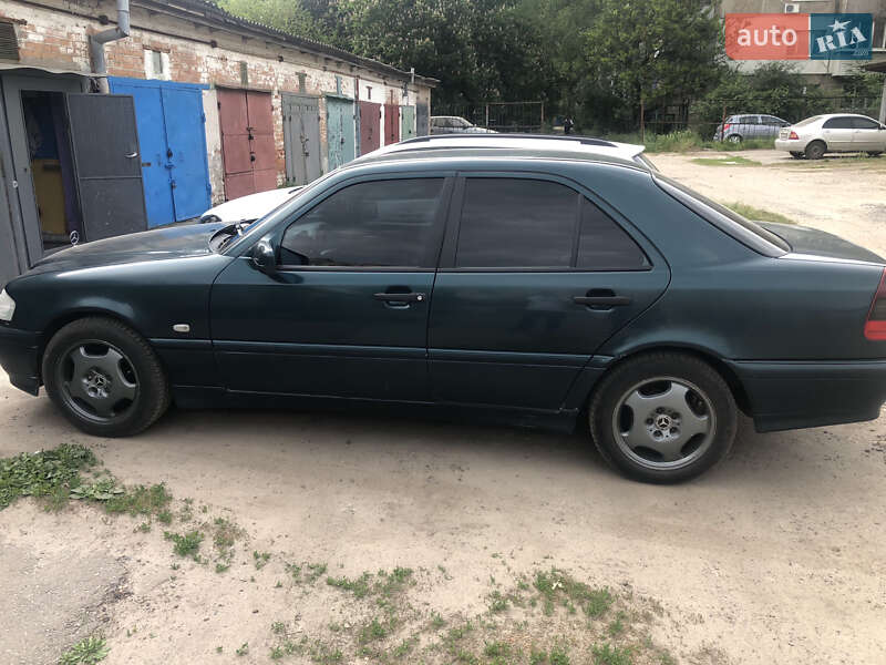 Седан Mercedes-Benz C-Class 1998 в Полтаві