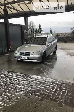 Универсал Mercedes-Benz C-Class 2002 в Ровно