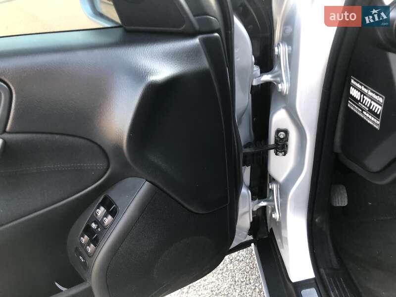 Седан Mercedes-Benz C-Class 2006 в Белой Церкви