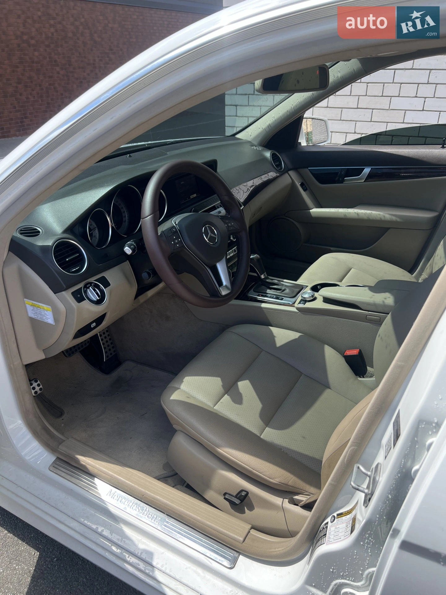 2014 Mercedes-Benz C-klasse - мініатюра 17