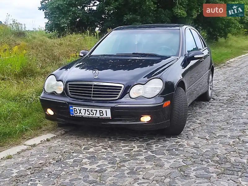 Mercedes-Benz C-Class 2004 VIN WDBRF40J34F531684 фото оголошення 3 з 52