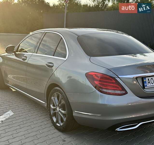 Седан Mercedes-Benz C-Class 2014 в Ужгороде