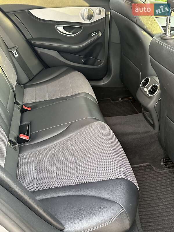Седан Mercedes-Benz C-Class 2014 в Ужгороде