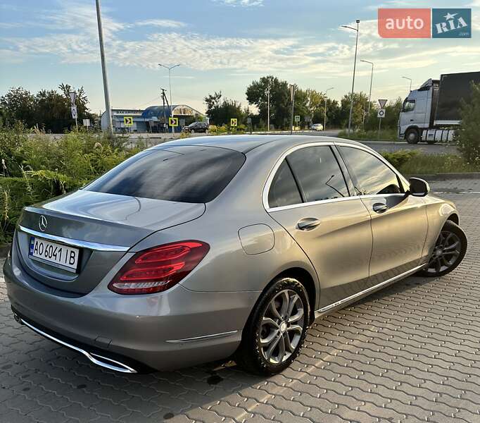 Седан Mercedes-Benz C-Class 2014 в Ужгороде