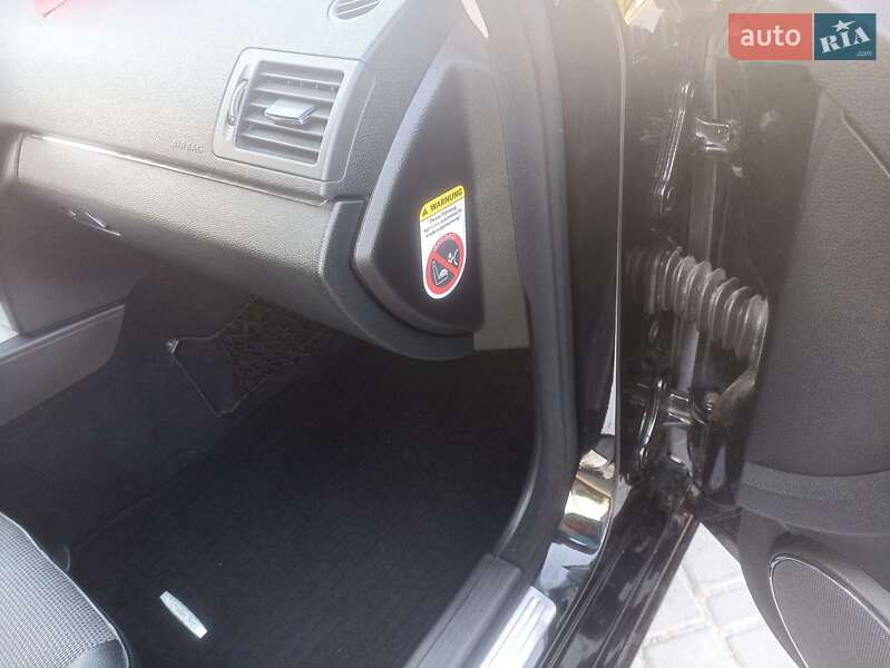 Универсал Mercedes-Benz C-Class 2011 в Вараше