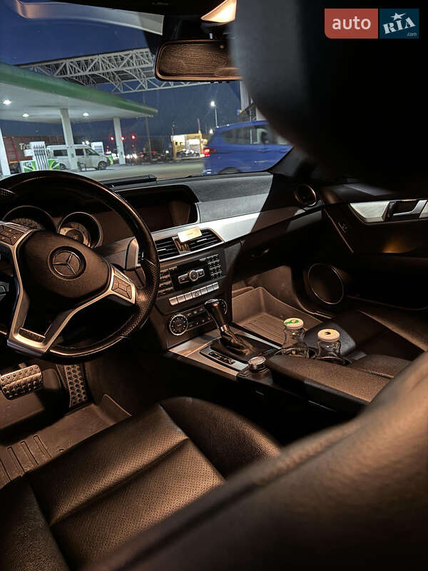 Седан Mercedes-Benz C-Class 2013 в Днепре фото 30 Седан Mercedes-Benz C-Class 2013 в Днепре