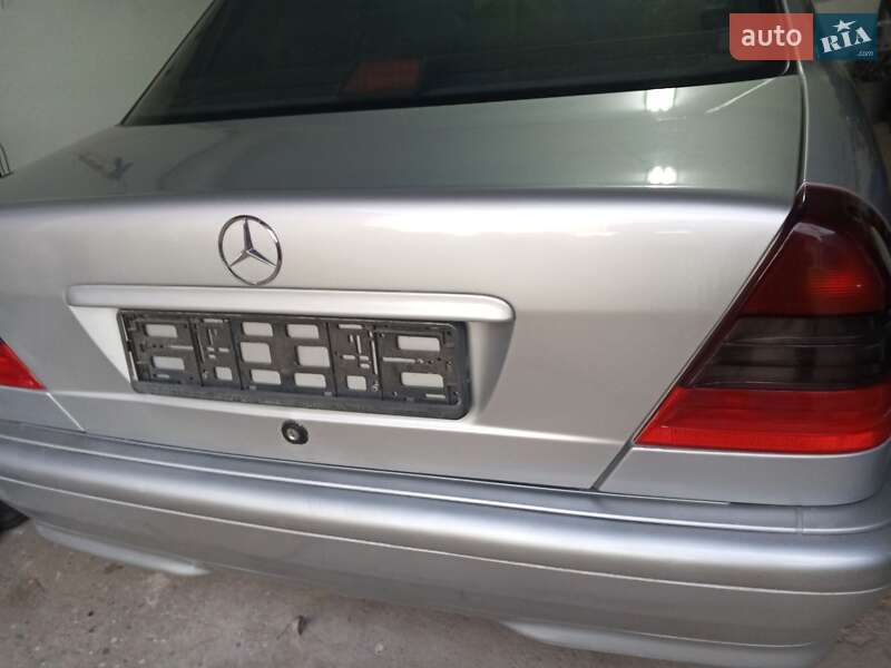 Седан Mercedes-Benz C-Class 1997 в Ивано-Франковске