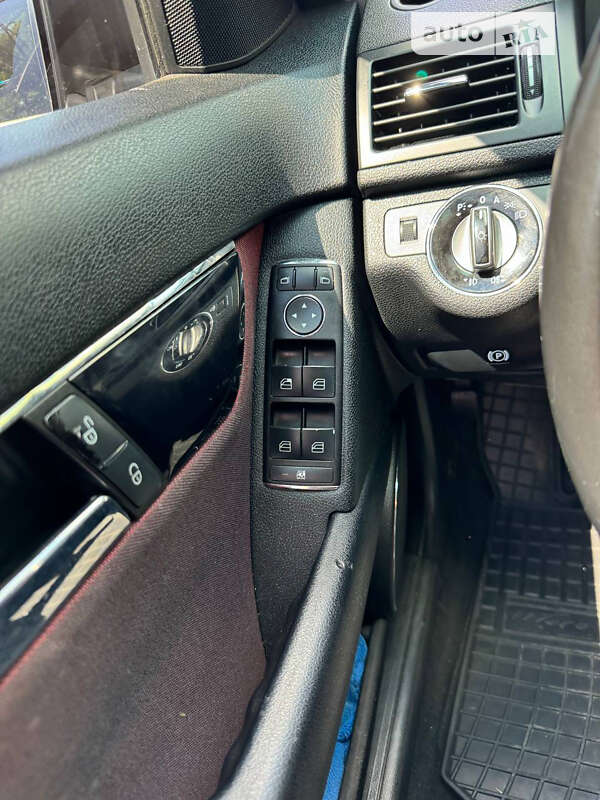 Универсал Mercedes-Benz C-Class 2009 в Одессе