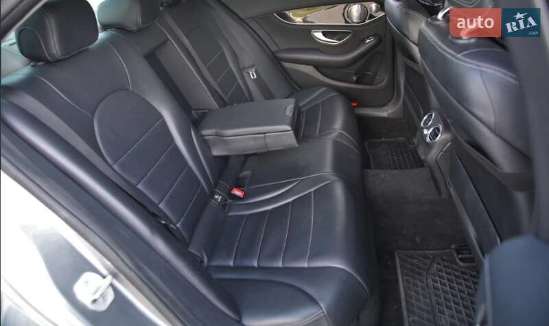 Седан Mercedes-Benz C-Class 2016 в Харкові