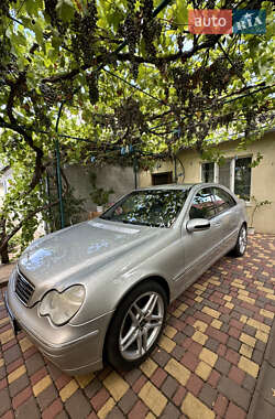 Седан Mercedes-Benz C-Class 2000 в 