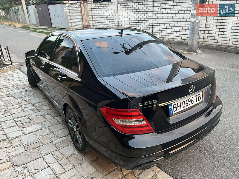 Седан Mercedes-Benz C-Class 2014 в Одессе