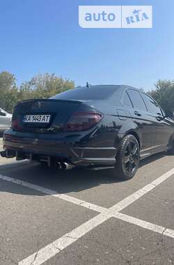 Седан Mercedes-Benz C-Class 2009 в Киеве