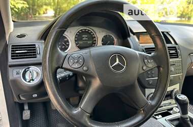 Седан Mercedes-Benz C-Class 2009 в Збаражі