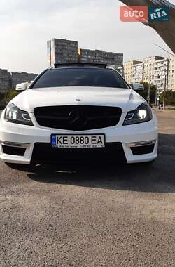 Купе Mercedes-Benz C-Class 2012 в 