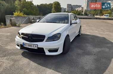 Купе Mercedes-Benz C-Class 2012 в 
