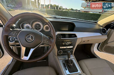 Купе Mercedes-Benz C-Class 2012 в 