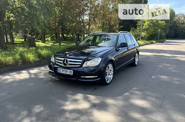 Универсал Mercedes-Benz C-Class 2009 в Львове