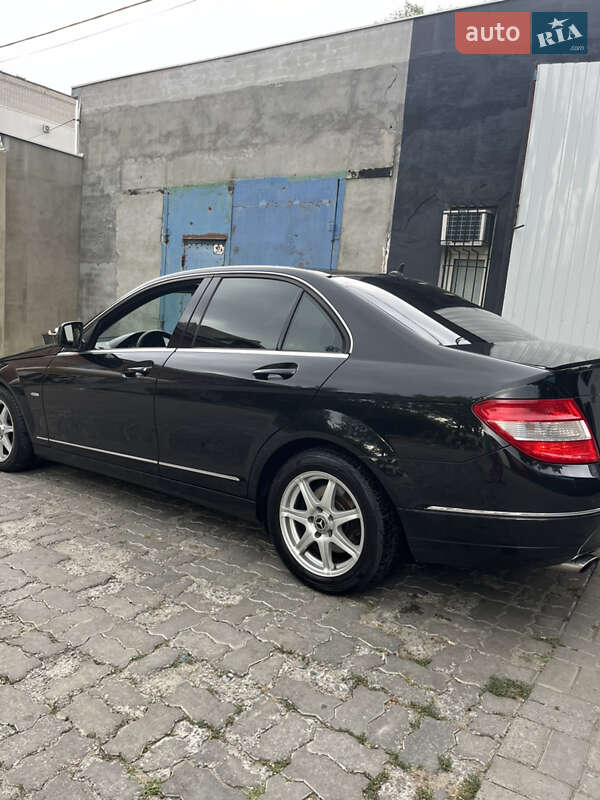 Седан Mercedes-Benz C-Class 2008 в Кременчуці
