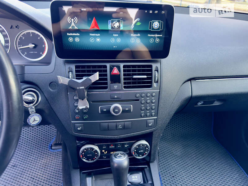 Седан Mercedes-Benz C-Class 2008 в Ровно