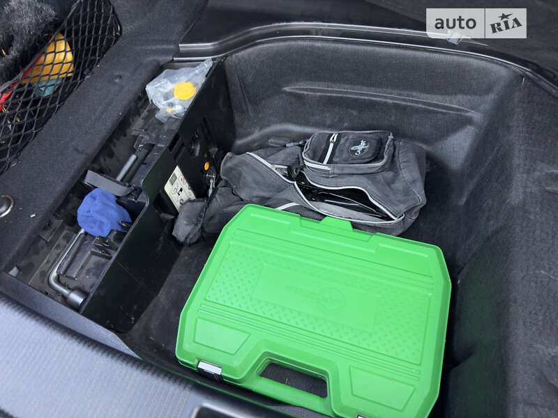 Седан Mercedes-Benz C-Class 2008 в Ровно