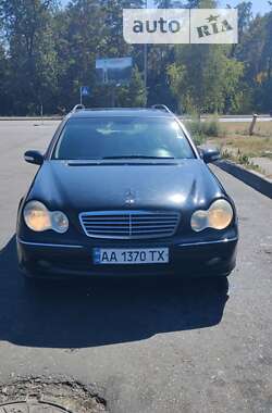 Универсал Mercedes-Benz C-Class 2002 в Киеве