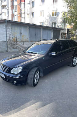 Універсал Mercedes-Benz C-Class 2004 в Тернополі