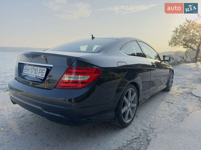 Купе Mercedes-Benz C-Class 2012 в Одессе