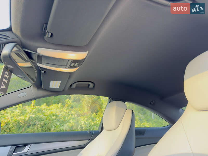 Купе Mercedes-Benz C-Class 2012 в Одессе