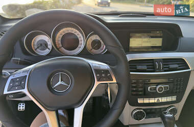 Купе Mercedes-Benz C-Class 2012 в 