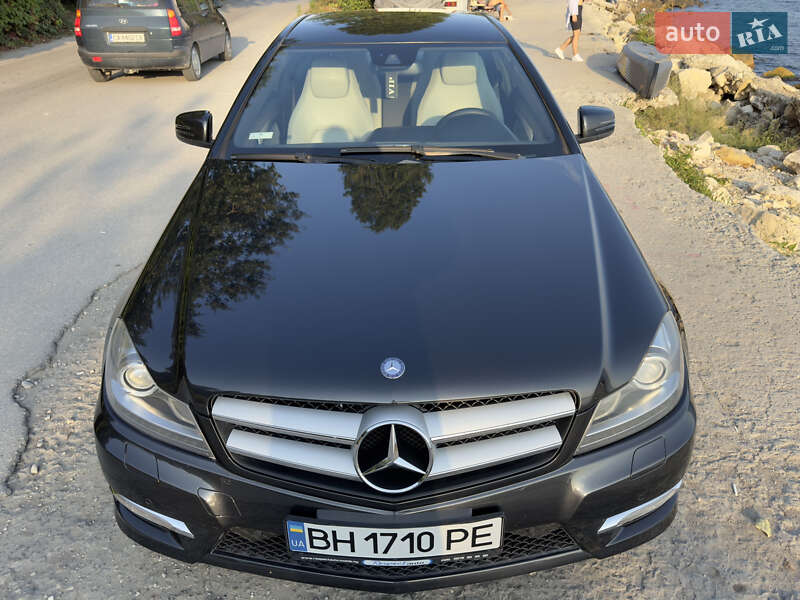 Купе Mercedes-Benz C-Class 2012 в Одессе