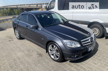 Седан Mercedes-Benz C-Class 2010 в Киеве