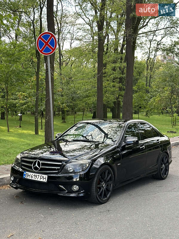 Mercedes-Benz C-Class 2008