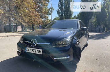 Седан Mercedes-Benz C-Class 2012 в Сумах