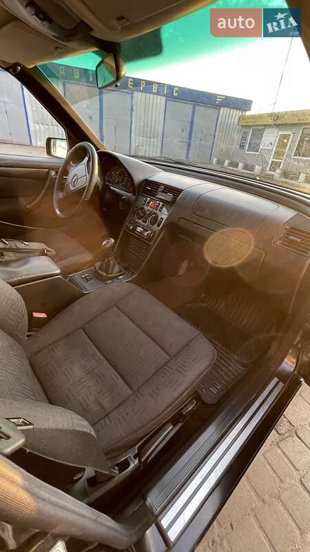 Седан Mercedes-Benz C-Class 1997 в Владимирце