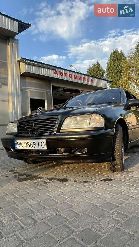 Седан Mercedes-Benz C-Class 1997 в Владимирце