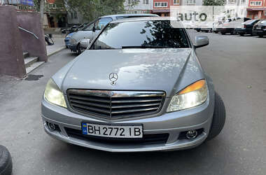 Седан Mercedes-Benz C-Class 2007 в Николаеве