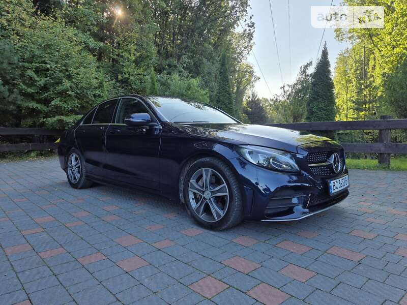 Седан Mercedes-Benz C-Class 2018 в Львове фото 28 Седан Mercedes-Benz C-Class 2018 в Львове