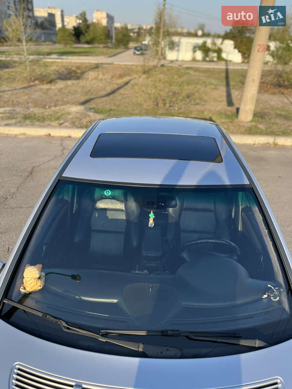 Седан Mercedes-Benz C-Class 2001 в Запорожье
