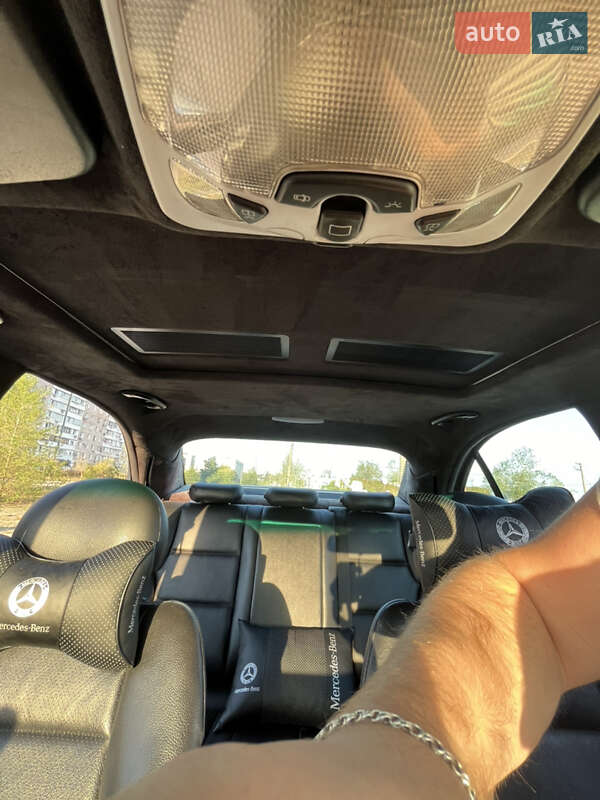 Седан Mercedes-Benz C-Class 2001 в Запорожье