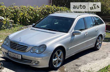 Универсал Mercedes-Benz C-Class 2004 в Виннице