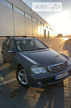 Универсал Mercedes-Benz C-Class 2004 в Хмельницком