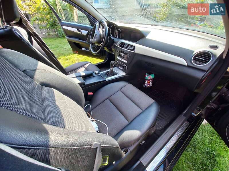 Универсал Mercedes-Benz C-Class 2012 в Горохове