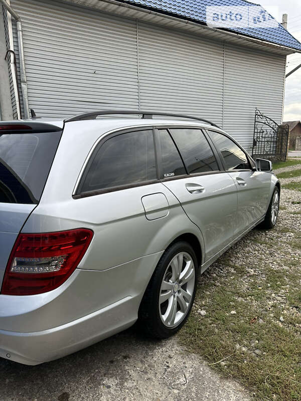 Универсал Mercedes-Benz C-Class 2013 в Коломые