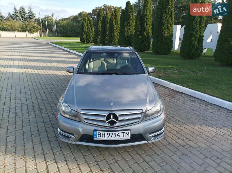Седан Mercedes-Benz C-Class 2011 в Одессе