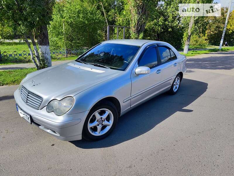 Mercedes-Benz C-Class 2002