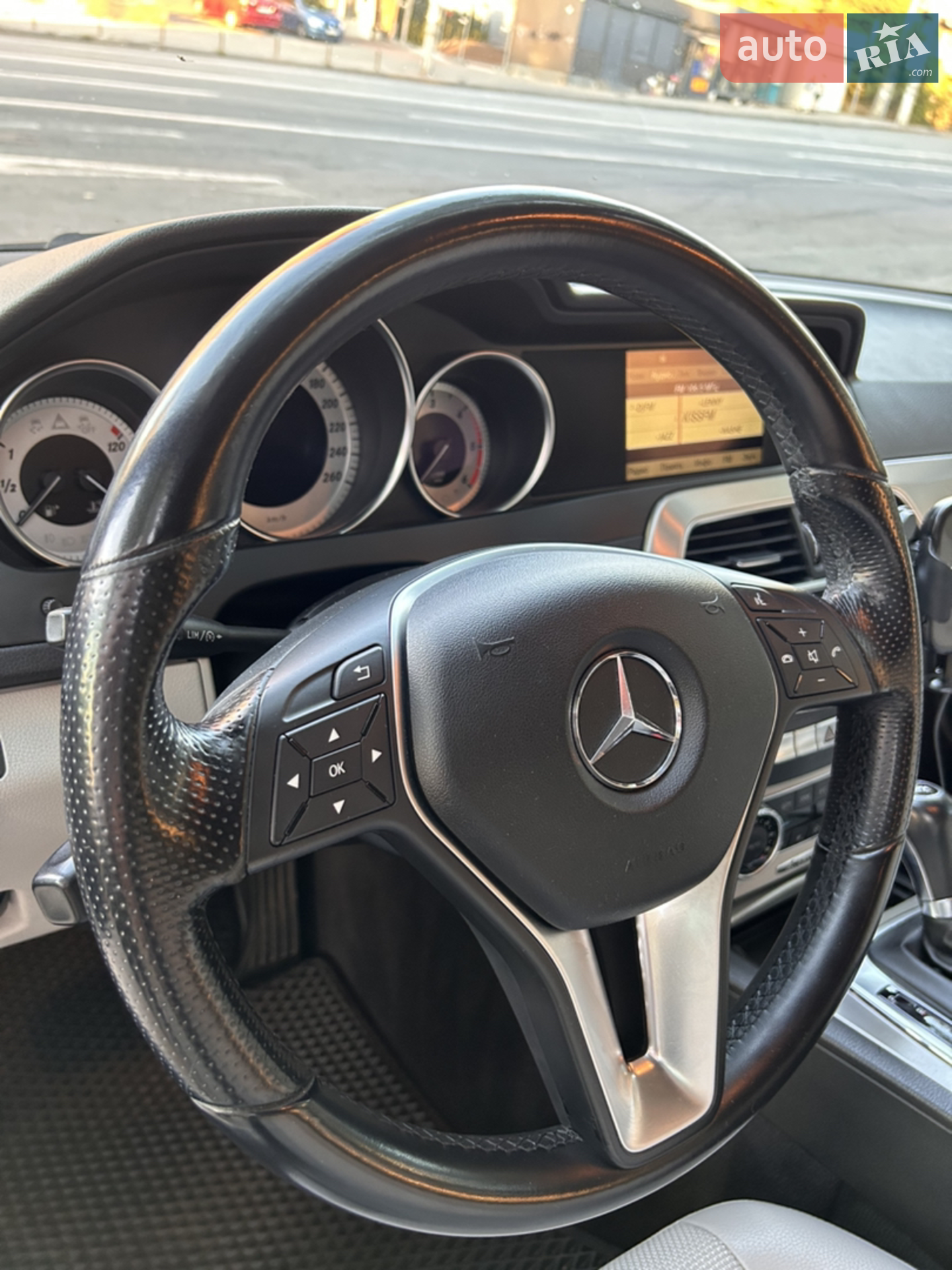 2011 Mercedes-Benz C-klasse - мініатюра 11
