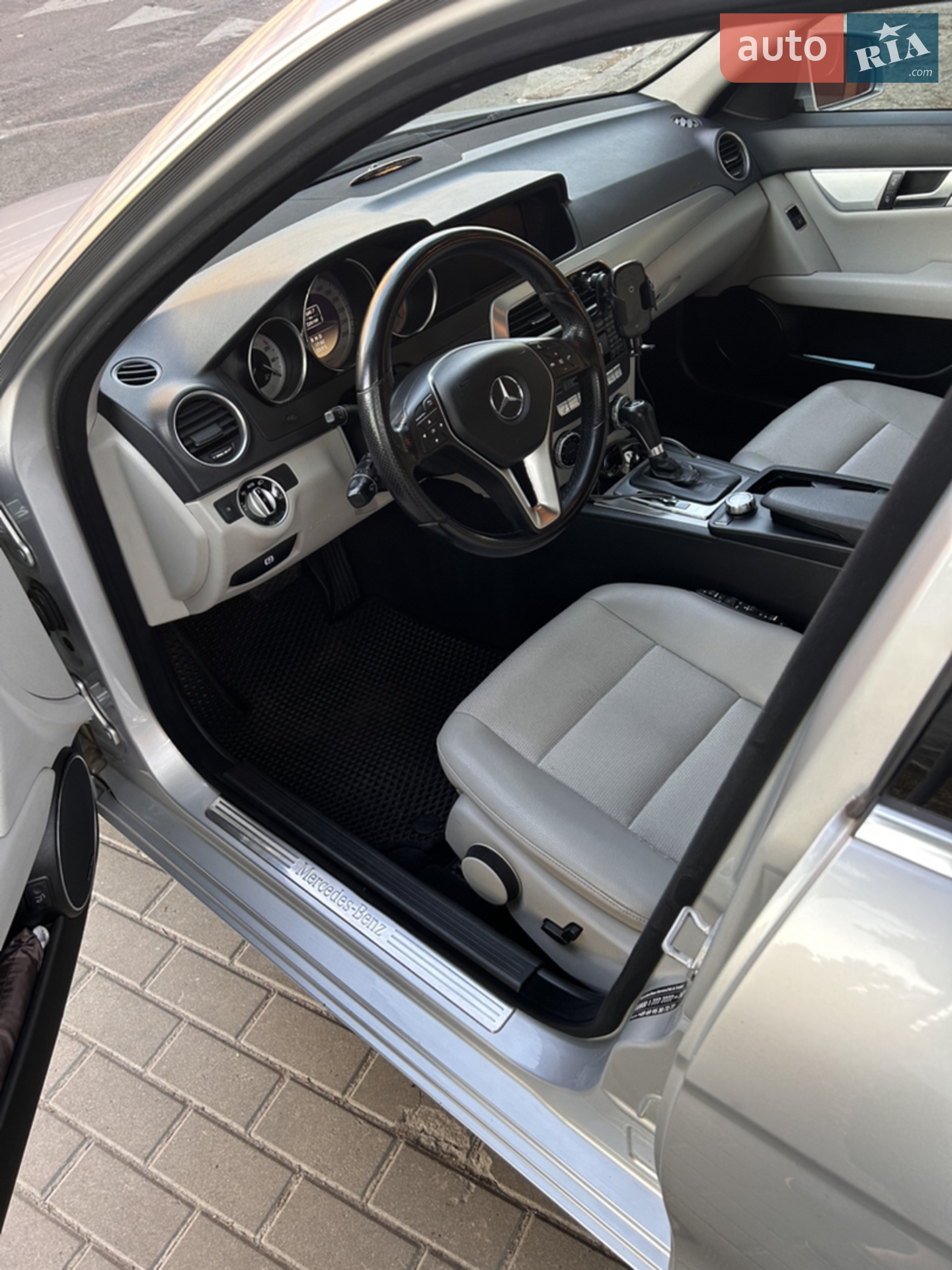 2011 Mercedes-Benz C-klasse - мініатюра 31
