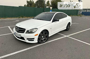 Купе Mercedes-Benz C-Class 2012 в Киеве